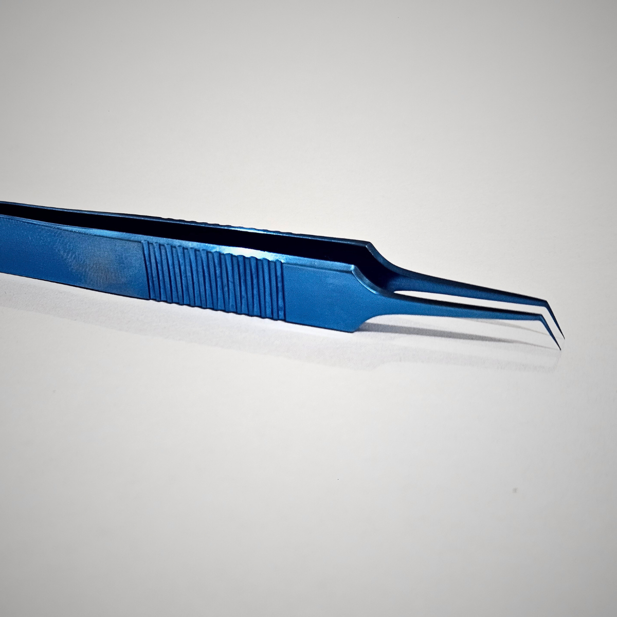 hair transplant titanium forcep hair transplant titanium forcep